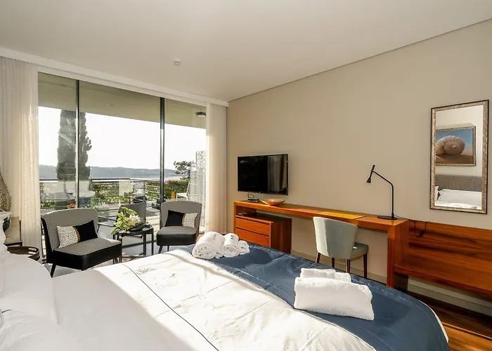 בית הארחה Paladina 4*